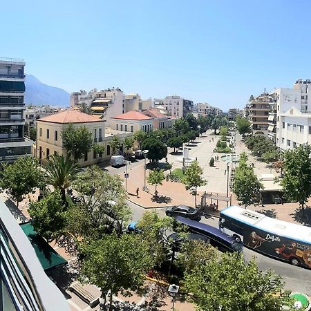 King George Sqr Apt Kalamata Bagian luar foto