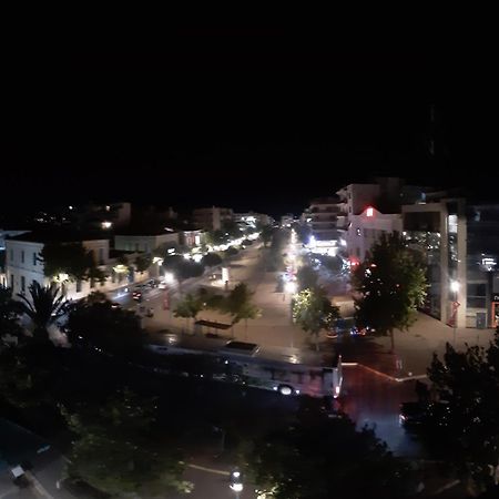 King George Sqr Apt Kalamata Bagian luar foto