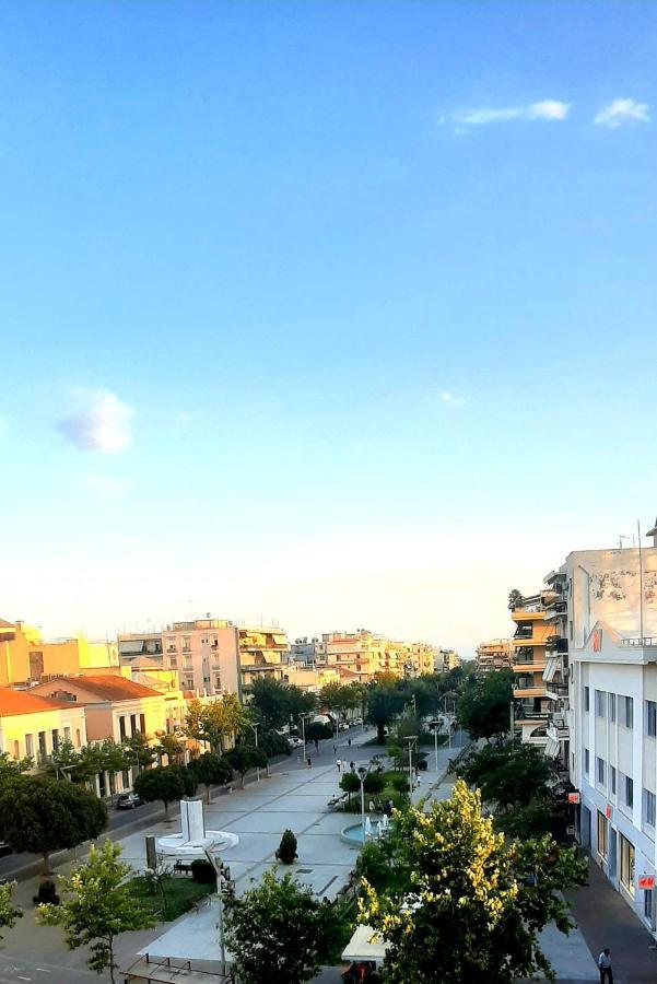 King George Sqr Apt Kalamata Bagian luar foto