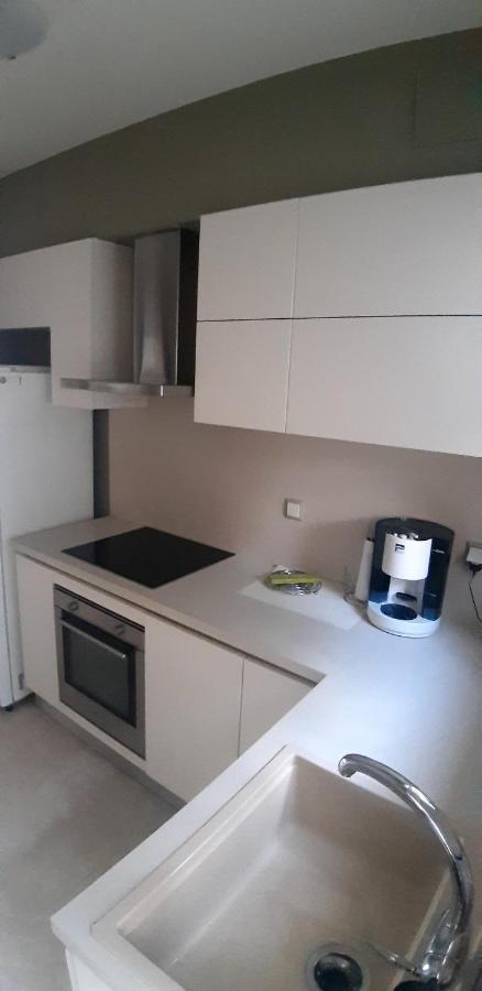King George Sqr Apt Kalamata Bagian luar foto
