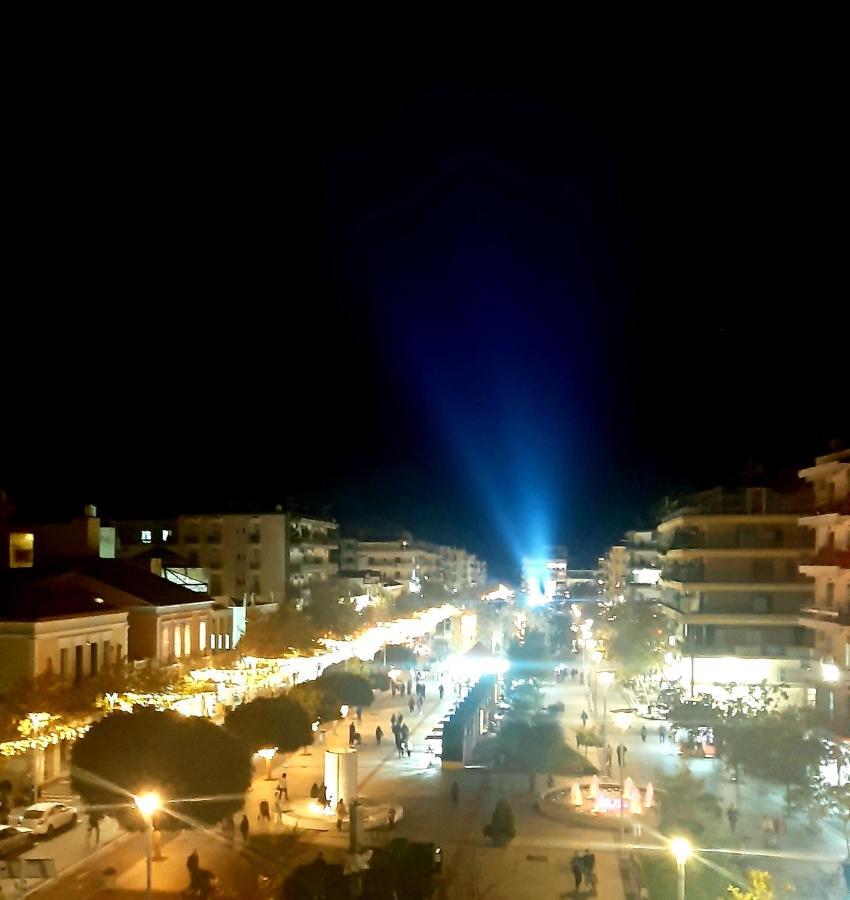 King George Sqr Apt Kalamata Bagian luar foto